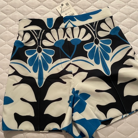Zara printed shorts - Picture 6 of 6